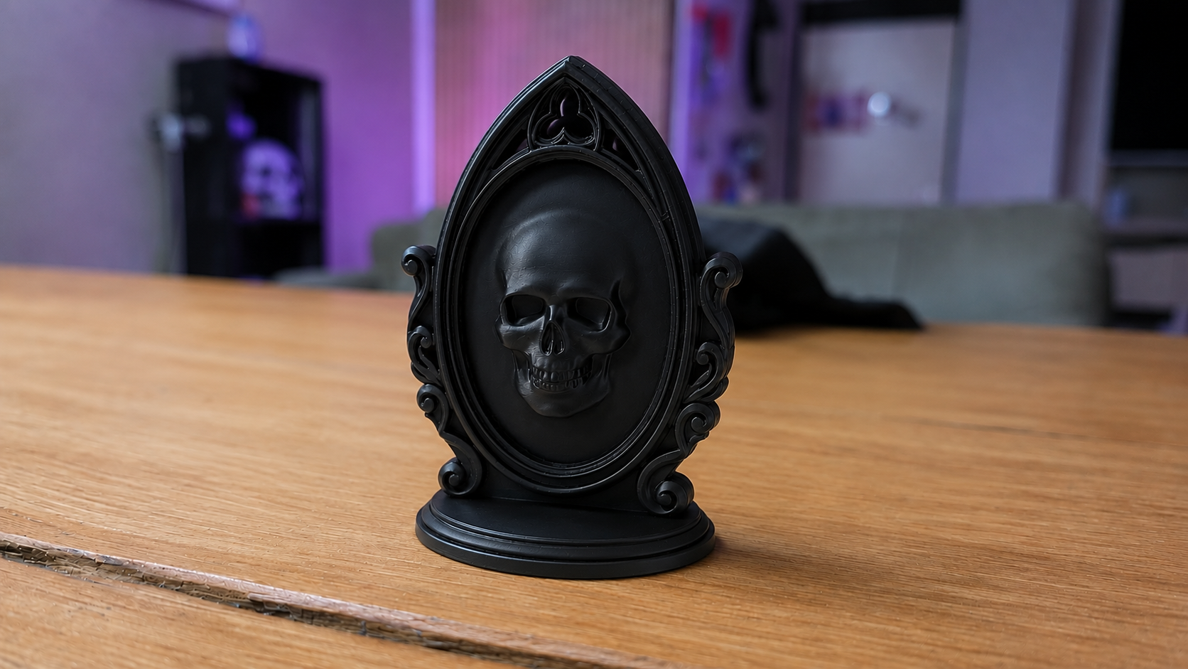 Gothic Skull Ornament in zwart